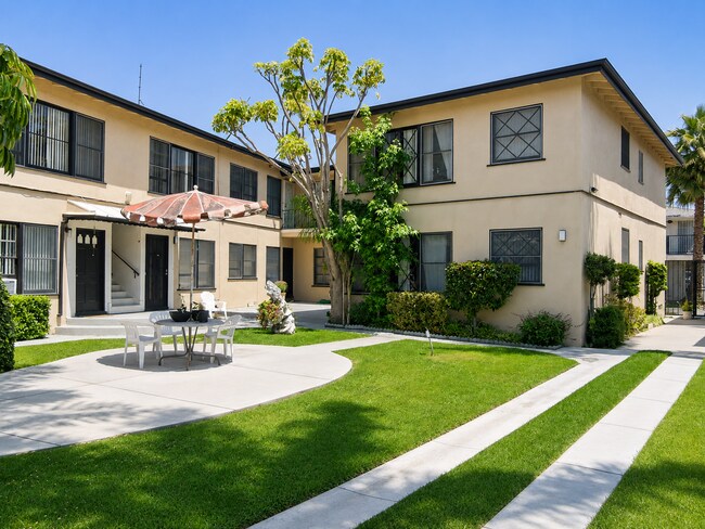3308 Castle Heights Ave.