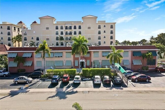 Photo - 2400 NE 33rd Ave