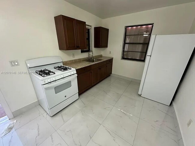 Building Photo - 19331 SW 116th Ave Unit 19331