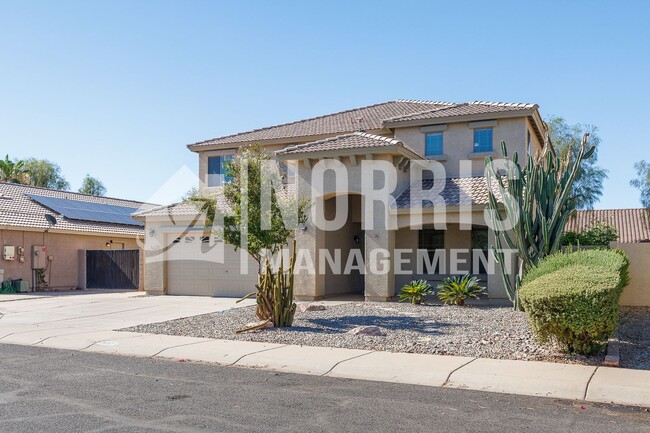 Photo - Beautiful Large Home w/A Pool