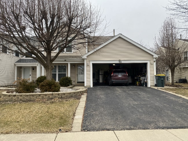 Building Photo - 712 Legends Dr