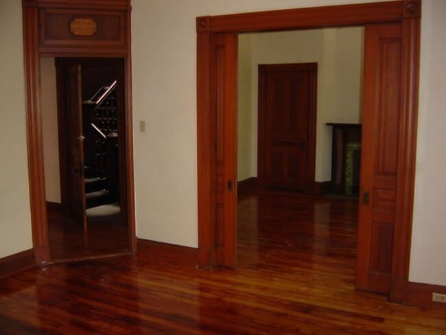 123 W 5th St Unit #3