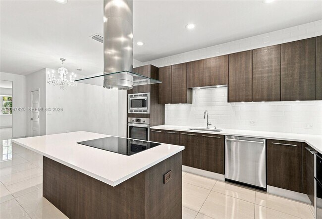 Photo - 3237 NE 5th St