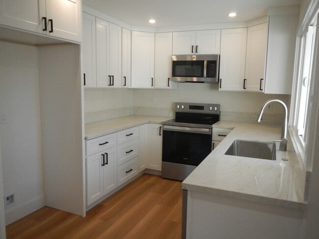 Photo - 23831 Pesaro House