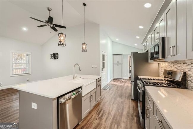 Photo - 459 Holcomb Bridge Rd