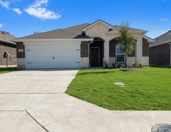 Building Photo - 2090 Peppermint Ln