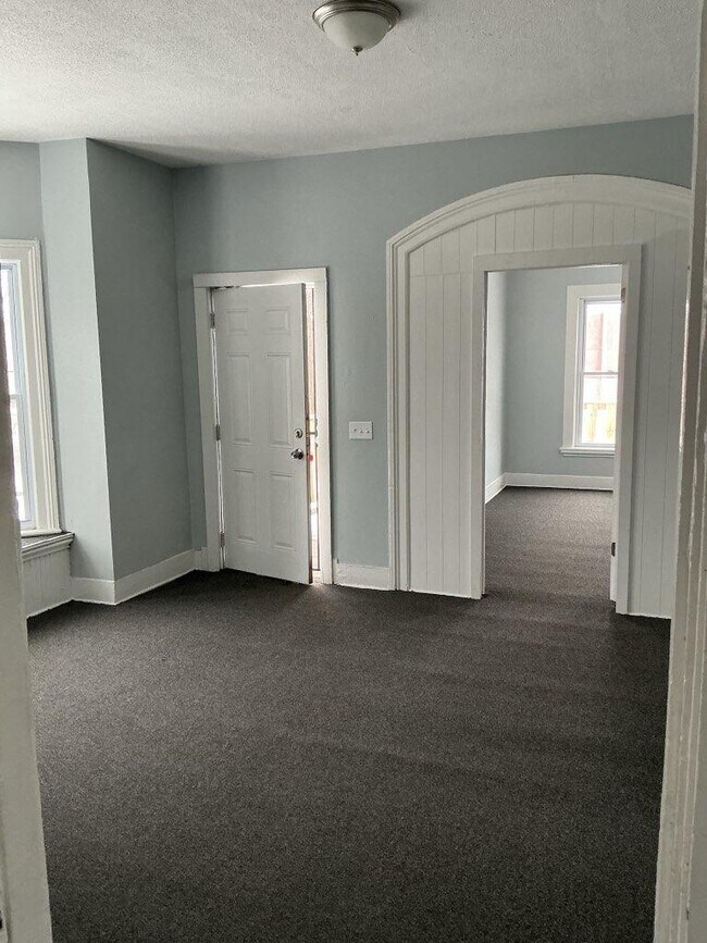 Photo - 14405 Sylvia Ave