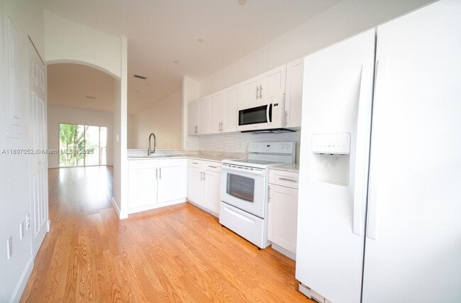 Photo - 5670 NW 116th Ave Unit 212