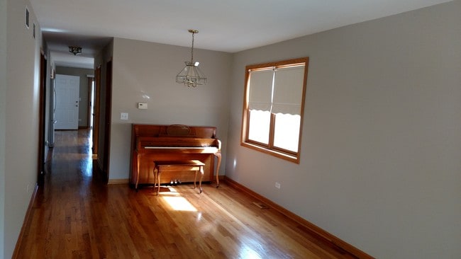 Photo - 5473 N Parkside Ave Unidad 2