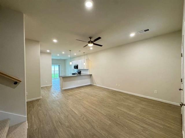 Photo - 417 W Dulin St