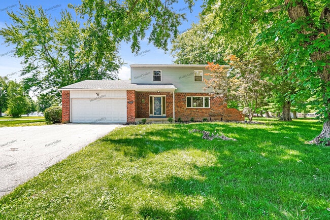 Building Photo - 12815 Fox Run Ct NW