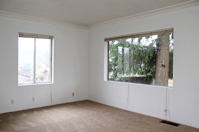 Photo - Cute Roseway Bungalow