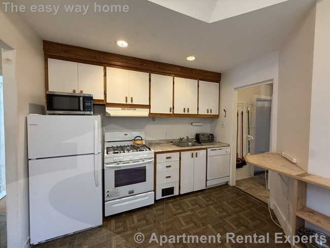 Building Photo - 24 Warren Ave Unit #1 Rental