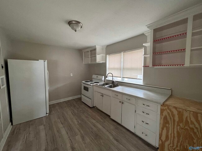 Photo - 2506 Kildare St NW