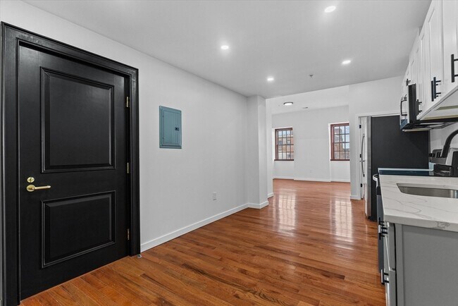 Photo - 280 Essex St Unit 501