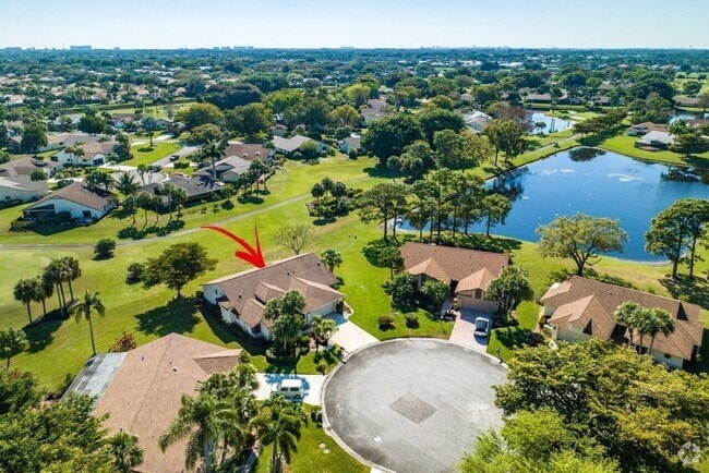 Building Photo - 16700 Willow Creek Dr Rental