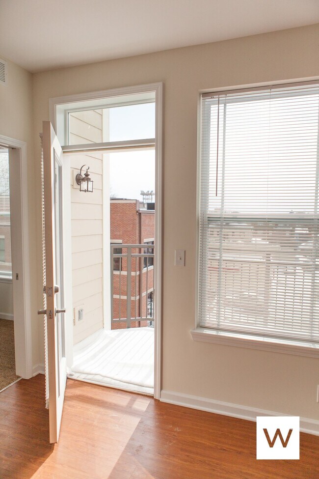 601 N. Walnut St.