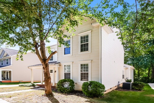 10217 Meadow Crossing Ln