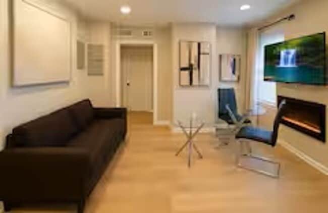Building Photo - 401 N 40th St Unit 1