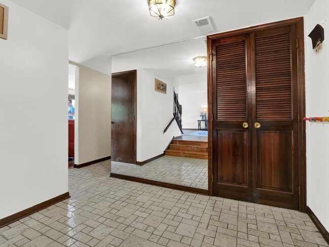 Photo - 411 Arlington Ave