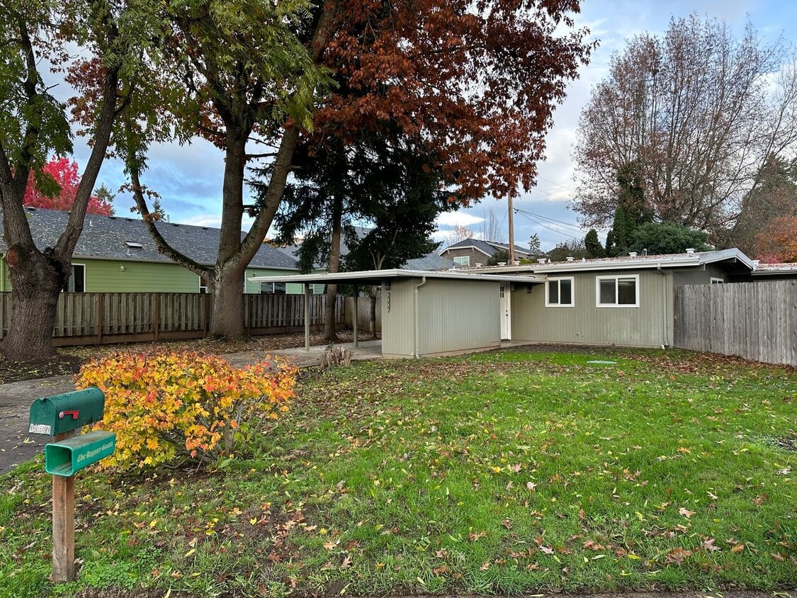 Beautifully updated 2 bedroom 1 bath duple... - Beautifully updated 2 bedroom 1 bath duple...