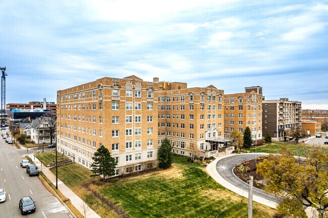 Photo - 2615 Park Ave