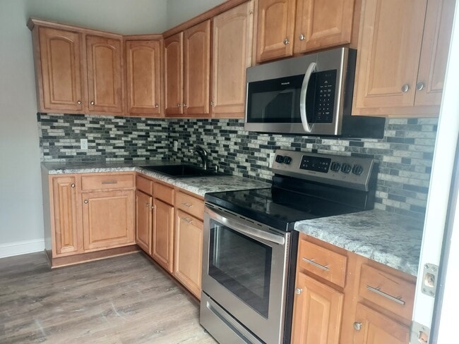 Photo - 214 Priest Ave