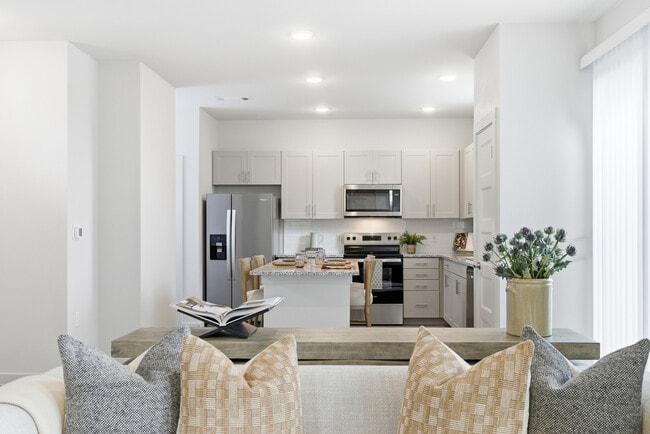 YardHomes Spring West - YardHomes Spring West