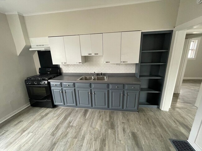 Photo - 319 18th St N Unidad 1