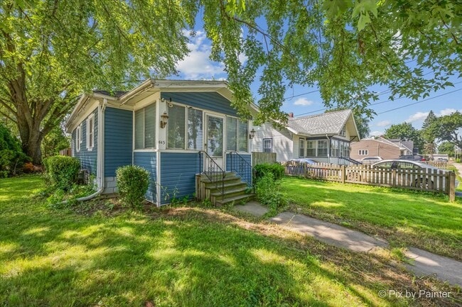 Building Photo - 645 Slade Ave