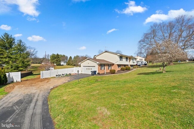 Photo - 3206 Seiter Ln