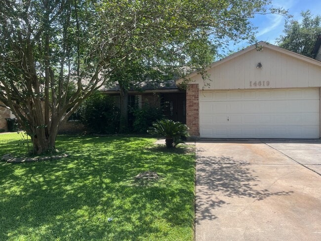 Building Photo - 14619 Wind Lawn Dr