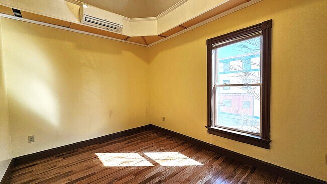 Photo - 141-141 N Champlain St Unit 141 N Champlain St Apt #2