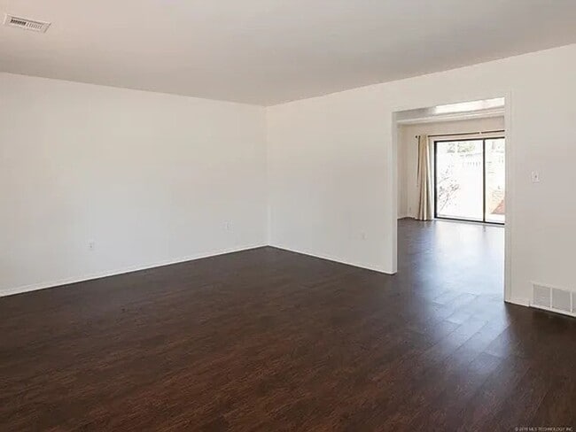 Photo - Condo for lease