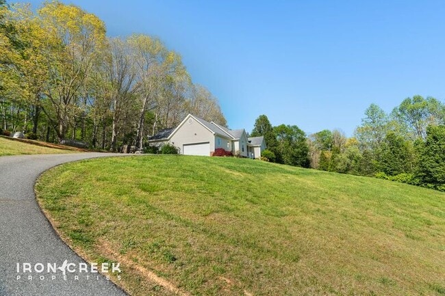 Photo - 49 Azalea Dr