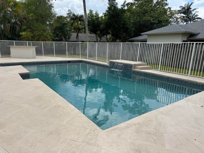 Photo - 969 Meadow Ave