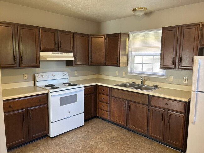 Photo - MeadowHeights Unit 1 Bed