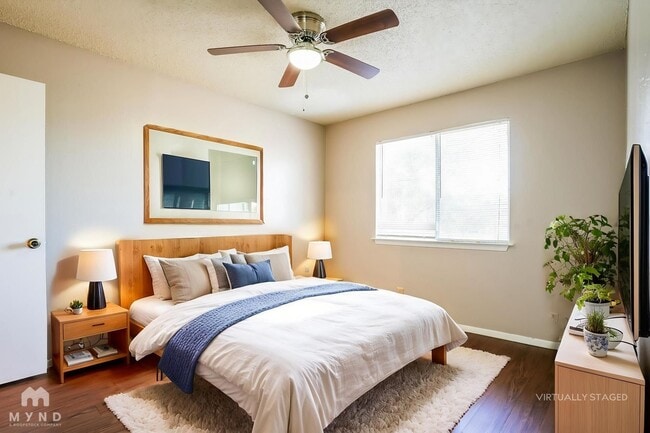 Photo - 12800 Tomanet Trail