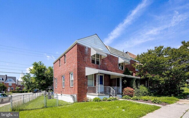 Photo - 3243 Kentucky Ave