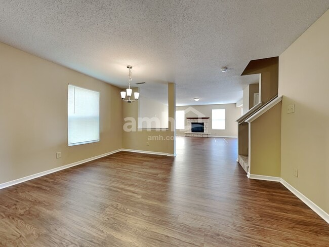 Photo - 1701 Blue Grass Pky