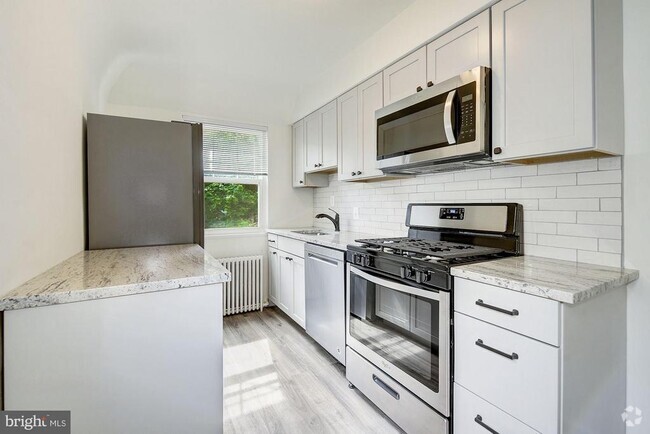 Building Photo - 1400 12th St N Unit 1 Rental