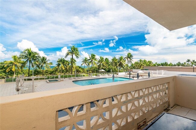 Photo - 10185 Collins Ave Unit #319
