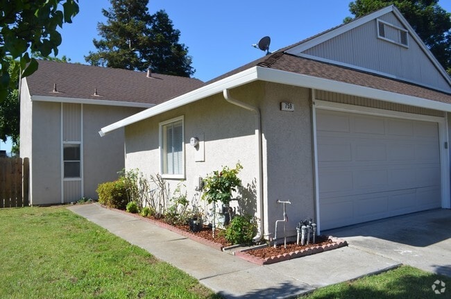 Building Photo - 759 Valley Green Dr Rental