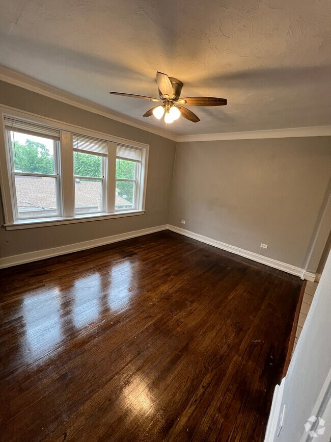 Building Photo - 9453 S Loomis St Rental