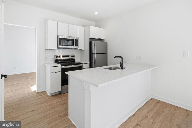 Photo - 701-7 Cecil B. Moore Ave Unit 3