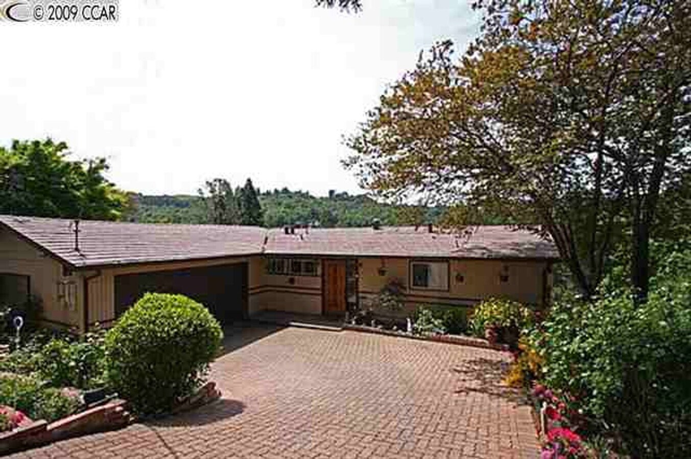 Incredible Home in the Hills - Incredible Home in the Hills