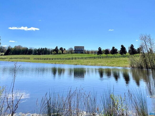 Photo - 4437 Richmond Rd