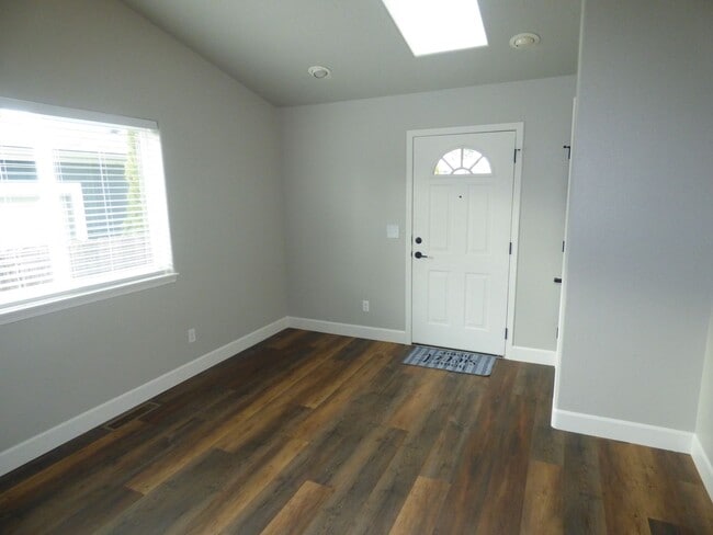 Photo - 3710-3712 Osborn Ave NE Salem, OR 97301 Unit 3710