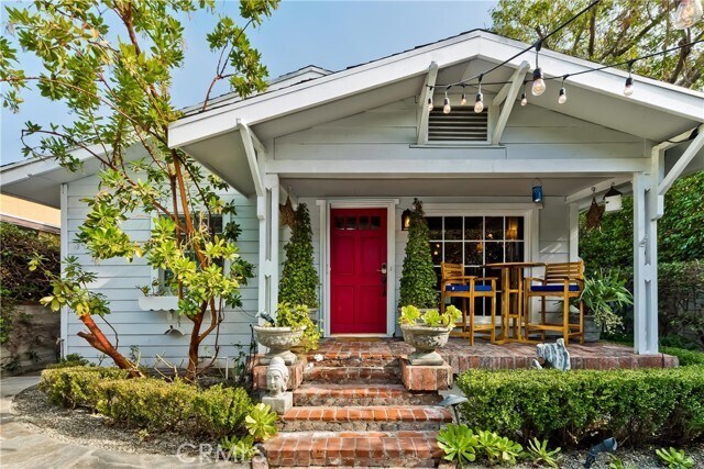 Photo - 400 Norwich Dr