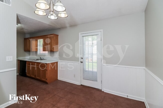 Photo - 3818 Clarendon Pl